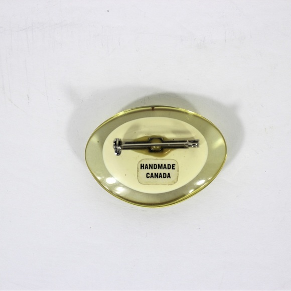 Maple Leaf in Resin Pin, Vintage Brooch Japanese Maple Canadian Souvenir Canada - Picture 4 of 6